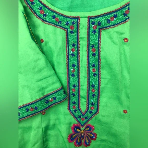 Bohemian Embroidered Sequin Floral Tunic Dress Beach Cover - Picture 5 of 15